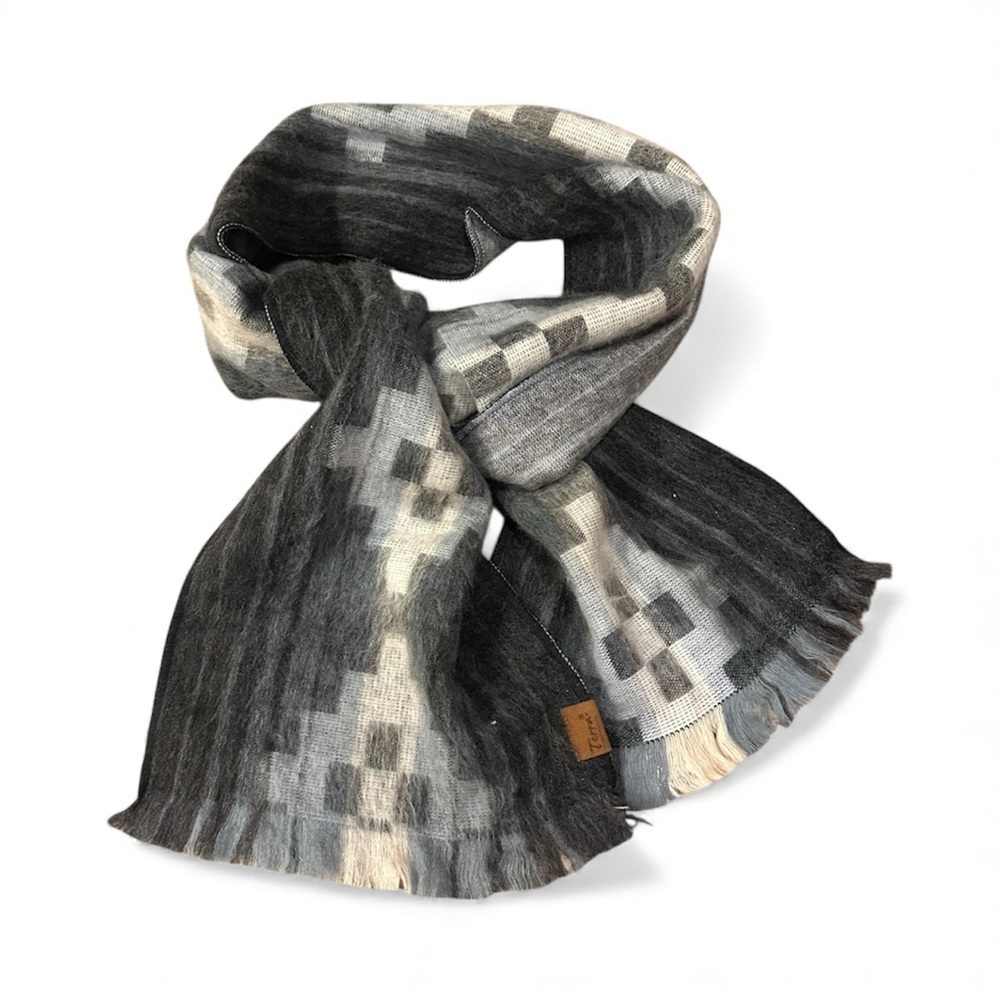 Terra Aztec Scarf Gray Soft 76” x 11”